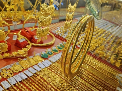 Giá vàng hôm 17/4: Biến động trái chiều  