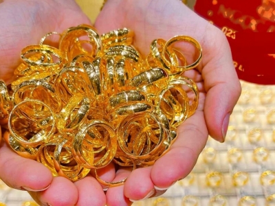 Giá vàng hôm 22/5: Đồng loạt biến động mạnh  