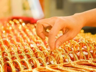 Giá vàng hôm 7/11: Vàng SJC và vàng nhẫn biến động khó lường