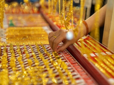 Giá vàng hôm 27/4, Bảng giá vàng 9999 Giá vàng SJC PNJ 18K 24K