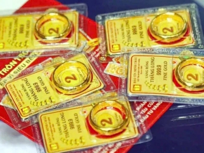 Giá vàng hôm 2/10: Tăng nhẹ sau 2 ngày lập đỉnh liên tiếp
