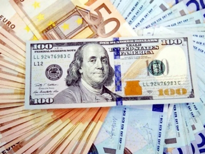 Tỷ giá USD hôm nay 15/11/2025: Thị trường tự do bật tăng trở lại