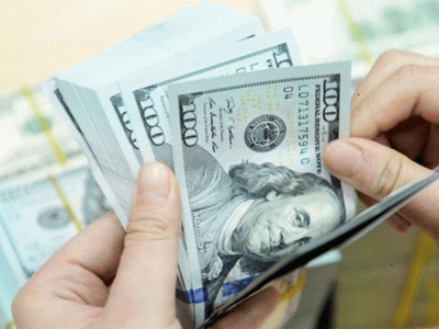 Tỷ giá USD hôm 27/3: thị trường tự do tăng, ngân hàng giảm mạnh