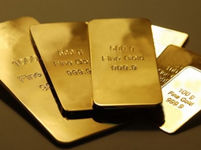 Giá vàng hôm 30/8: Kim loại quý tăng vọt