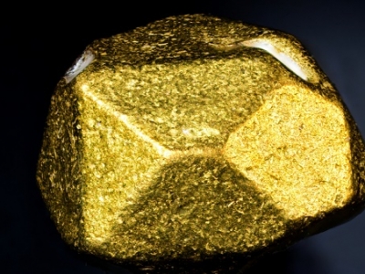 Dự báo giá vàng ngày 25/2: Đà giảm chưa dứt khi triển vọng tăng lãi suất rõ ràng hơn