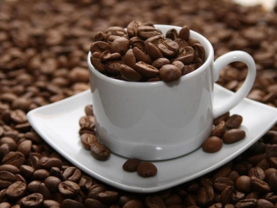 Giá cà phê hôm 12/2: Đầu cơ đẩy Robusta tiếp tục tăng gần 2.300USD/tấn