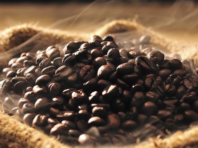 Giá cà phê hôm 08/2: 2 sàn tiếp tục tăng, trong nước vượt 43.000 đồng/kg