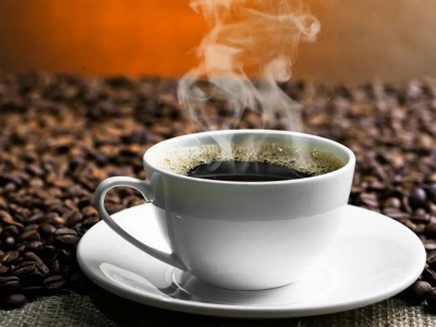 Giá cà phê hôm 27/9/2025: ảnh hưởng của bão Bualoi, giá cà phê tăng mạnh phiên cuối tuần