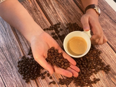 Giá cà phê hôm 29/10: Arabica giảm sốc, chuyên gia nêu 4 nguyên nhân