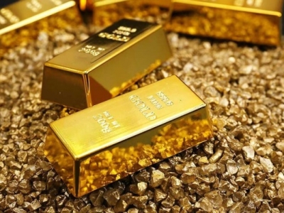 Giá vàng hôm 26/4: Rớt giá thảm hại, mất mốc 1.900 USD/ounce