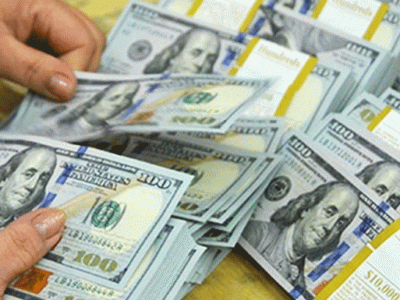Tỷ giá USD hôm 15/12: Thị trường tự do vọt tăng, thế giới lao dốc