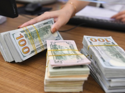 Tỷ giá USD hôm 26/2: Lao dốc trước thông tin mới xung quanh xung đột ở châu Âu