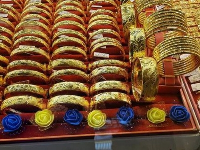 Giá vàng 08/12: SJC bật tăng hơn 500.000 đồng/lượng