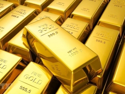 Giá vàng hôm 6/7: Vàng cắm đầu lao dốc, mất mốc 1.800 USD/ounce